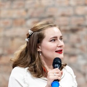 Ксения Латынина